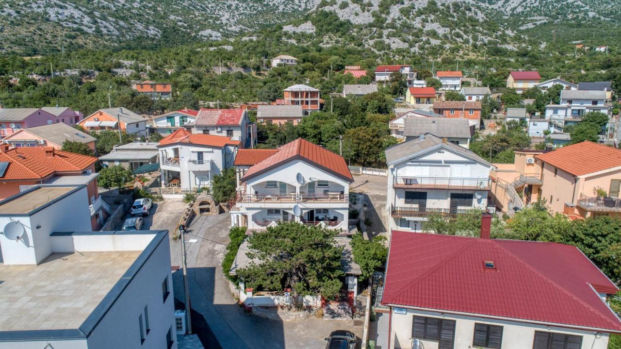 Apartmani Luky Karlobag Luaran gambar